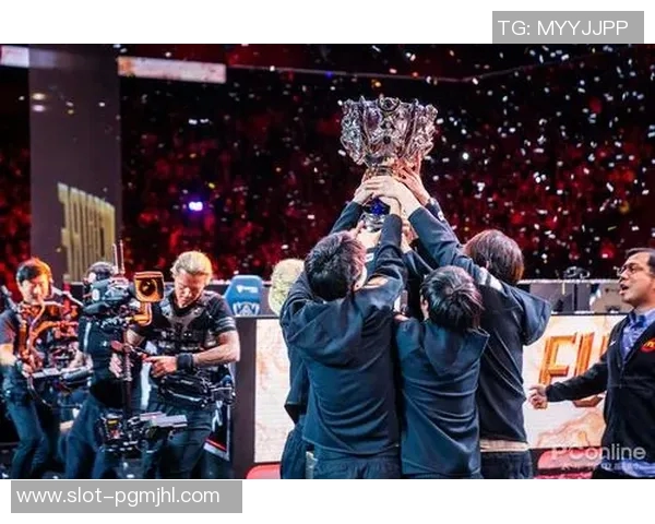 深入分析FPX在DOTA2阵地战中的战术布局与团队协作策略 深入分析FPX在DOTA2阵地战中的战术布局与团队协作策略